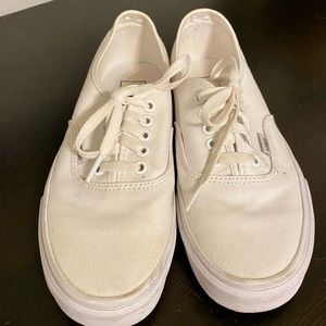 Vans Women’s Authentic Low Top Shoes